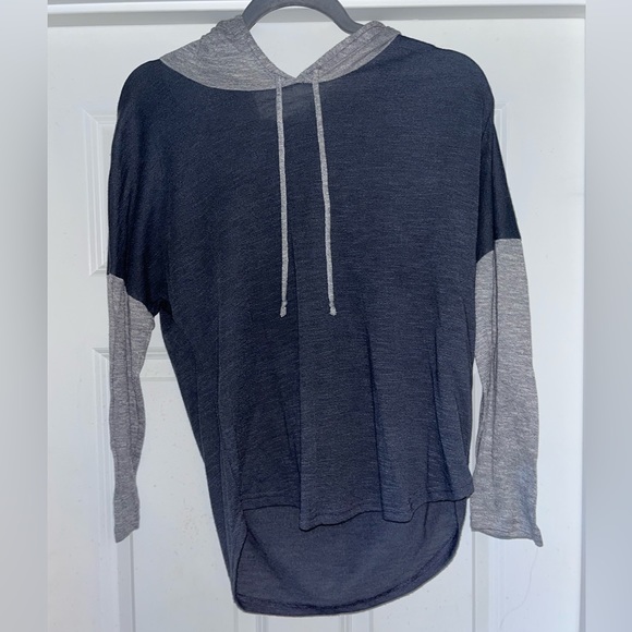 Rue21 Tops - Rue 21 two-toned gray hoodie